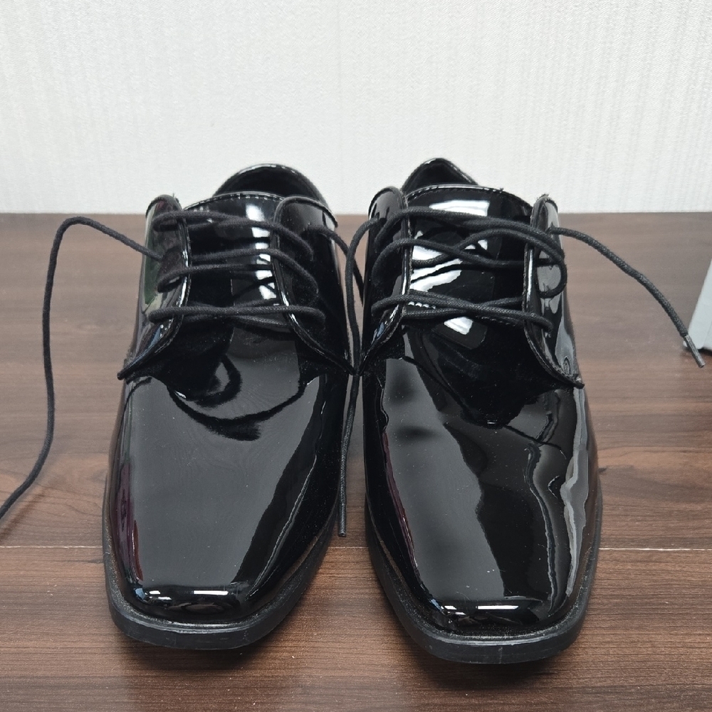 Joseph Abboud Size 11.5 Black Patent Faux Leather Dress Shoes